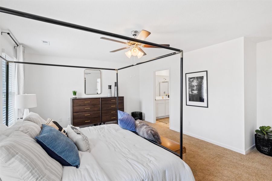 Representative furnished interior of a home built from the Belhaven by D.R. Horton in Creekside Ridge, Dandridge (Image 11).