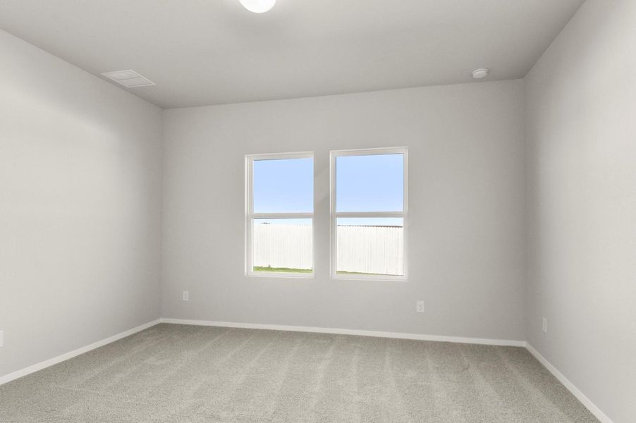 Spacious, unfurnished interior of a new home in Harvest Ridge, Elgin (Image 29).