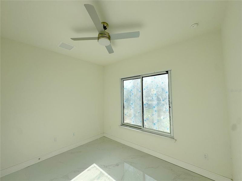 Spacious, unfurnished interior of a new home in , Punta Gorda (Image 8).