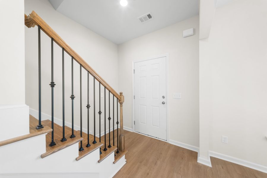 Spacious, unfurnished interior of a new home in Belair East, Statesboro (Image 15).