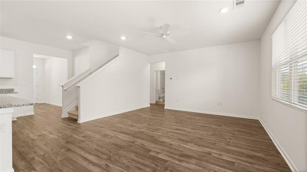 Spacious, unfurnished interior of a new home in Brooks Station, Dacula (Image 31).