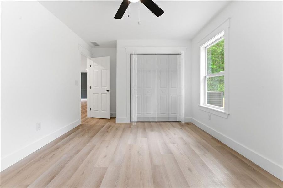 Spacious, unfurnished interior of a new home in , Cartersville (Image 21).