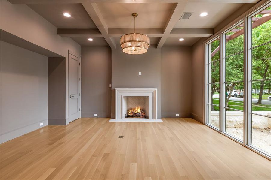 Spacious, unfurnished interior of a new home in , University Park (Image 10).