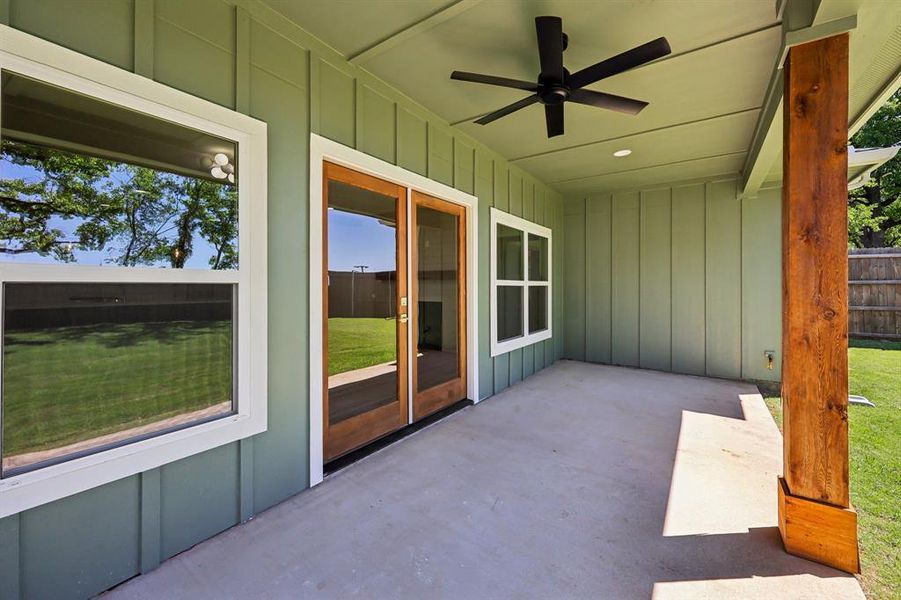 Exterior details and patio area of a home in , North Richland Hills (Image 3).