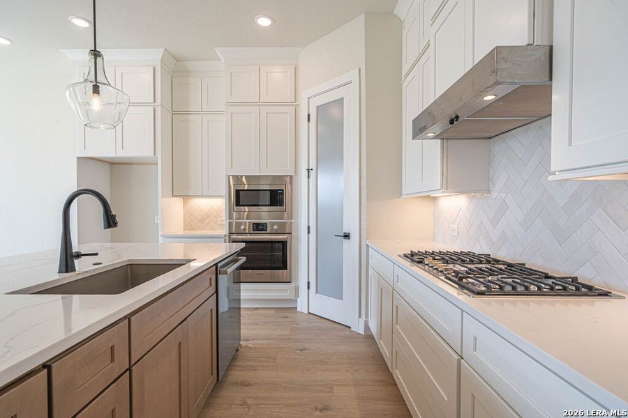 Furnished interior view inside a new home in , Kerrville (Image 5).