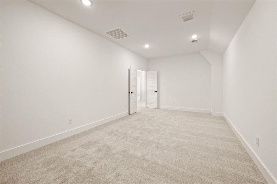 Spacious, unfurnished interior of a new home in Parks of Aledo, Aledo (Image 39).