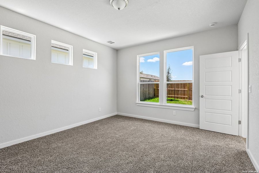 Image 21 of a home in Highland Ridge.