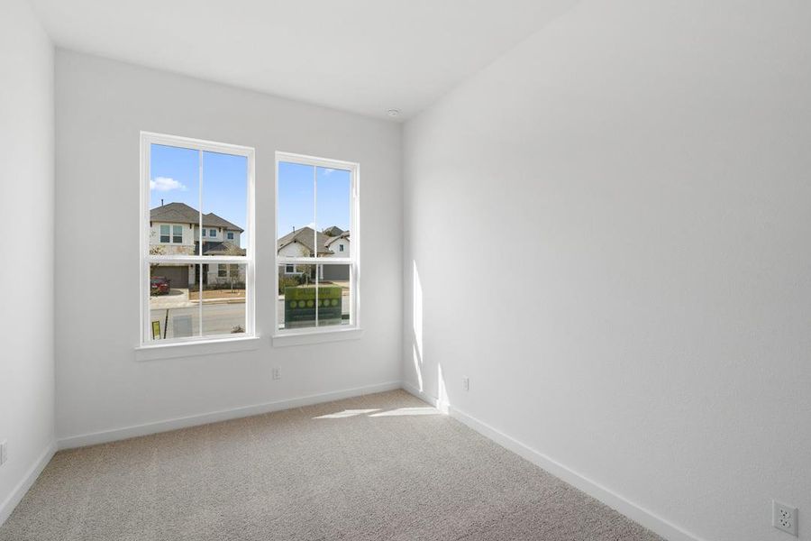 Spacious, unfurnished interior of a new home in Lariat, Liberty Hill (Image 19).