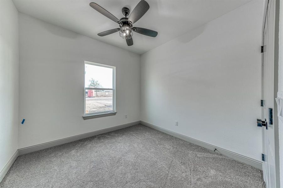 Spacious, unfurnished interior of a new home in , Paradise (Image 26).