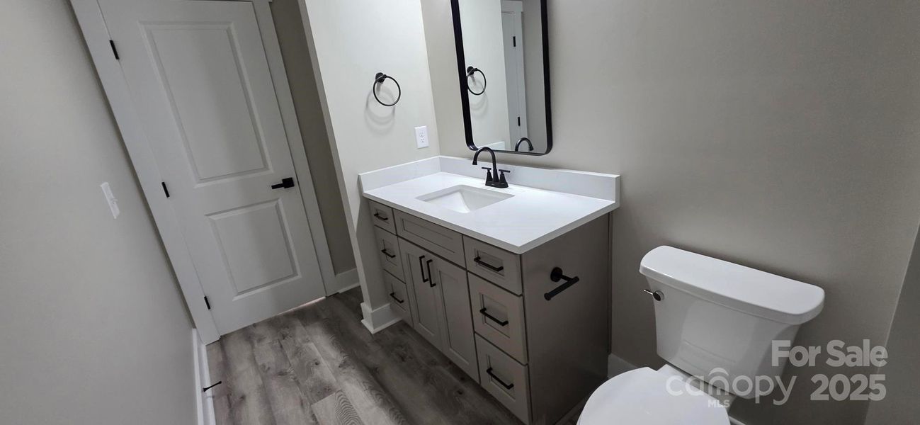 Furnished interior view inside a new home in , Gastonia (Image 7).