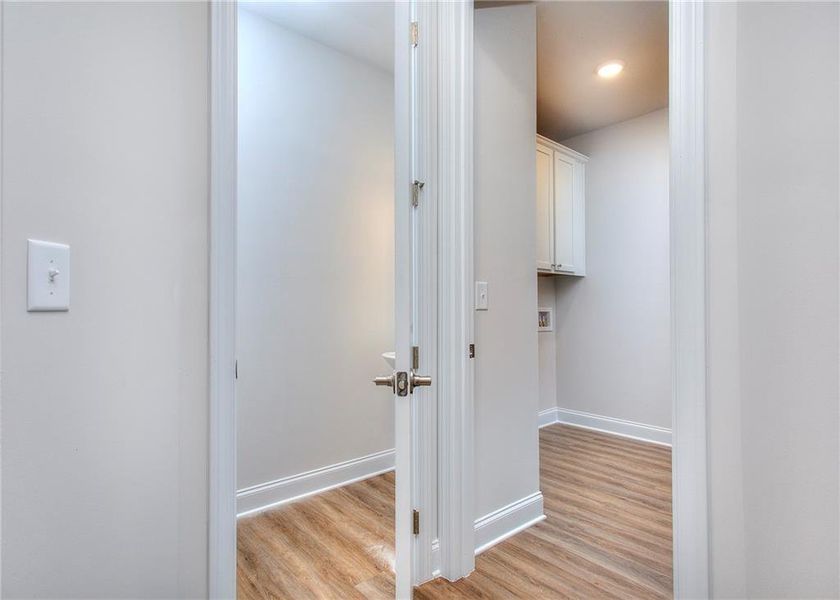 Spacious, unfurnished interior of a new home in , Homer (Image 21).