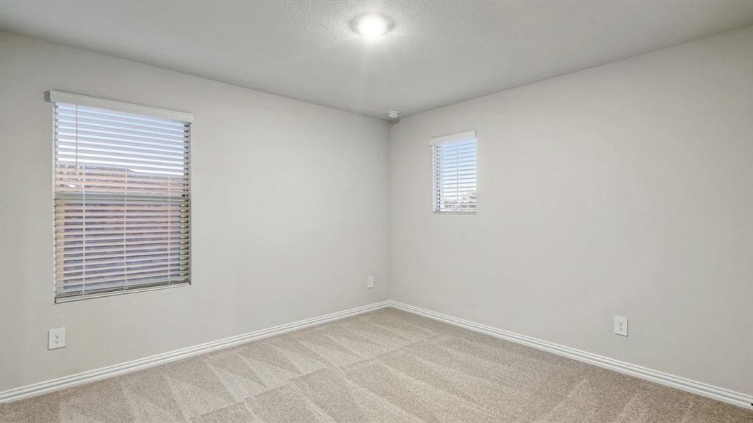 Spacious, unfurnished interior of a new home in Eastridge - Spring Series, McKinney (Image 22).