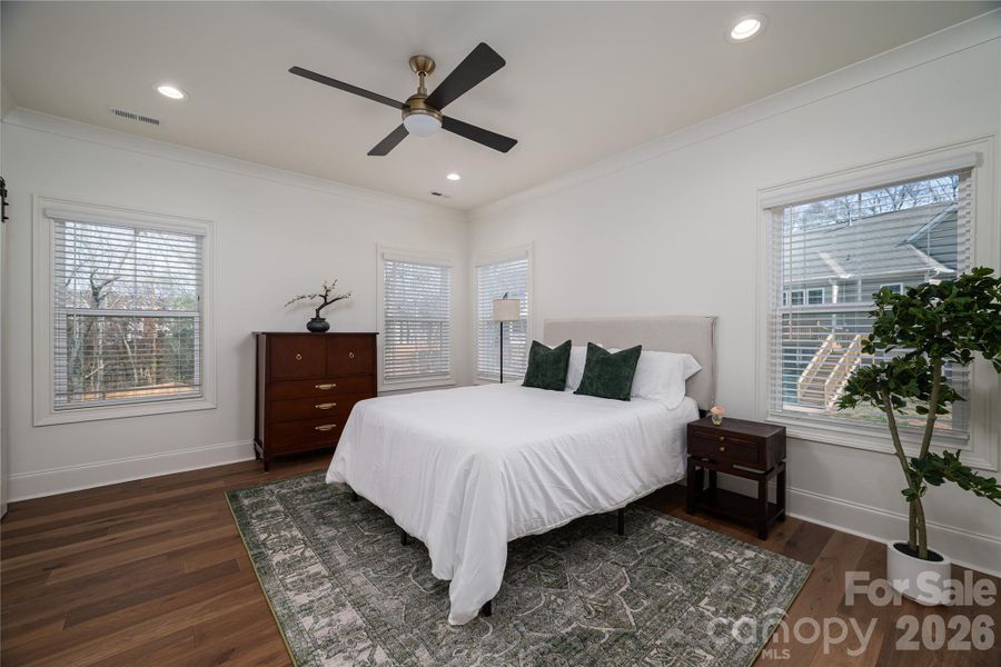 Furnished interior view inside a new home in , Belmont (Image 17).