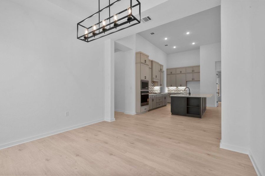From Casual Dining to Kitchen