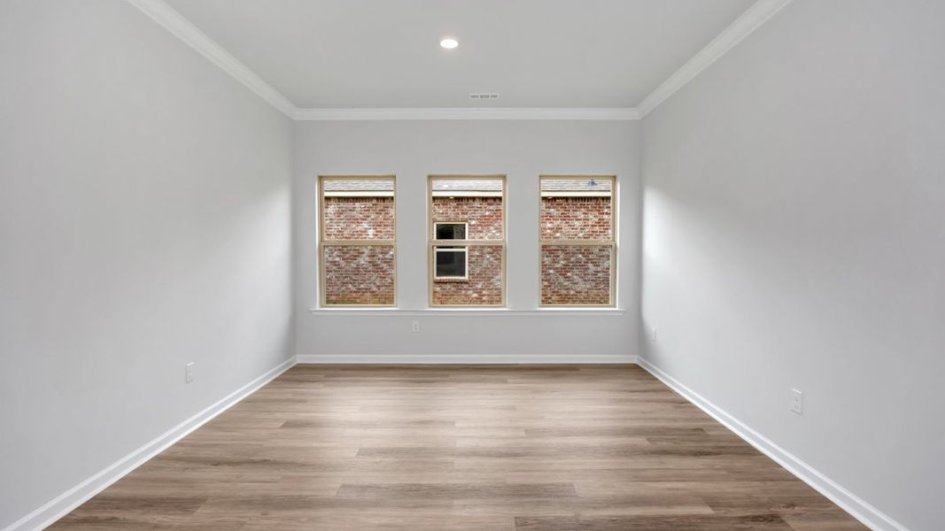 Representative unfurnished interior of a home built from the Plan by D.R. Horton in Hedge Rose, Somerville (Image 18).