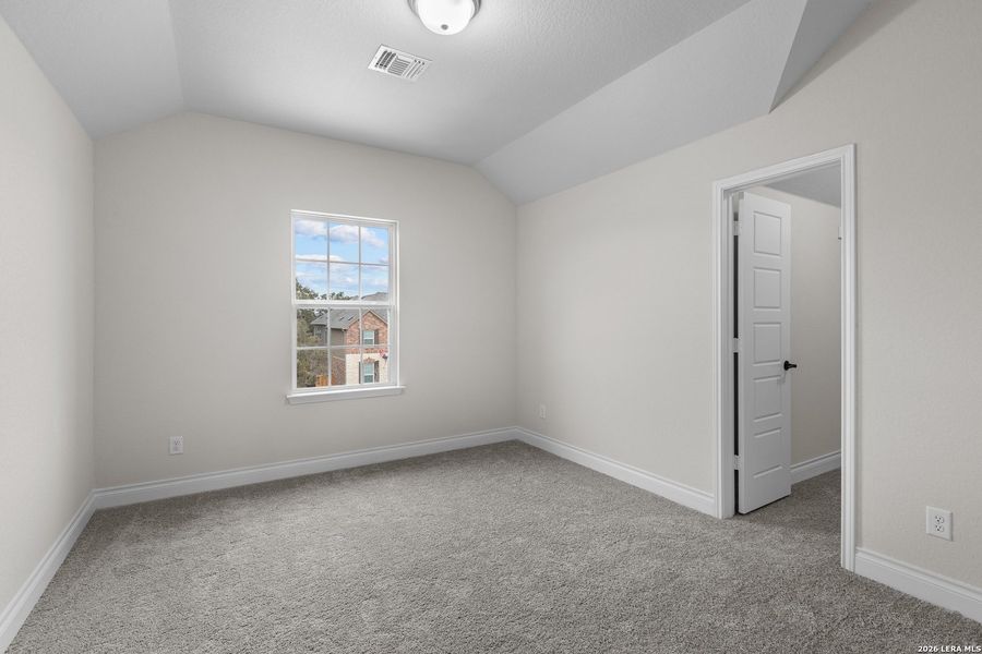 Spacious, unfurnished interior of a new home in Horizon Ridge, San Antonio (Image 32). Spacious, unfurnished interior of a new home in Horizon Ridge, San Antonio (Image 32).