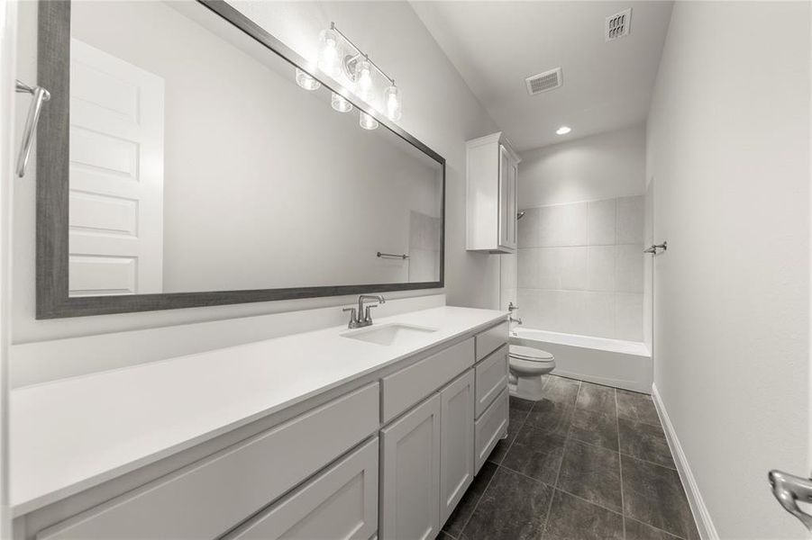 09. 2118 Clairmount - 3RD Bath