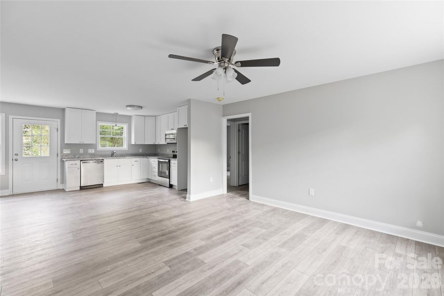 Spacious, unfurnished interior of a new home in , Kannapolis (Image 12). Spacious, unfurnished interior of a new home in , Kannapolis (Image 12).
