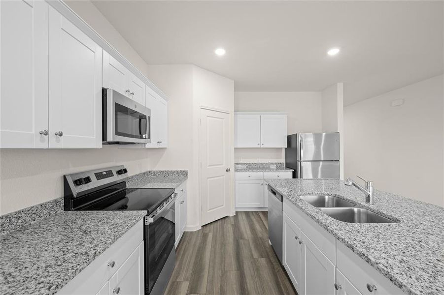 12633 Big Ranch- Kitchen-3