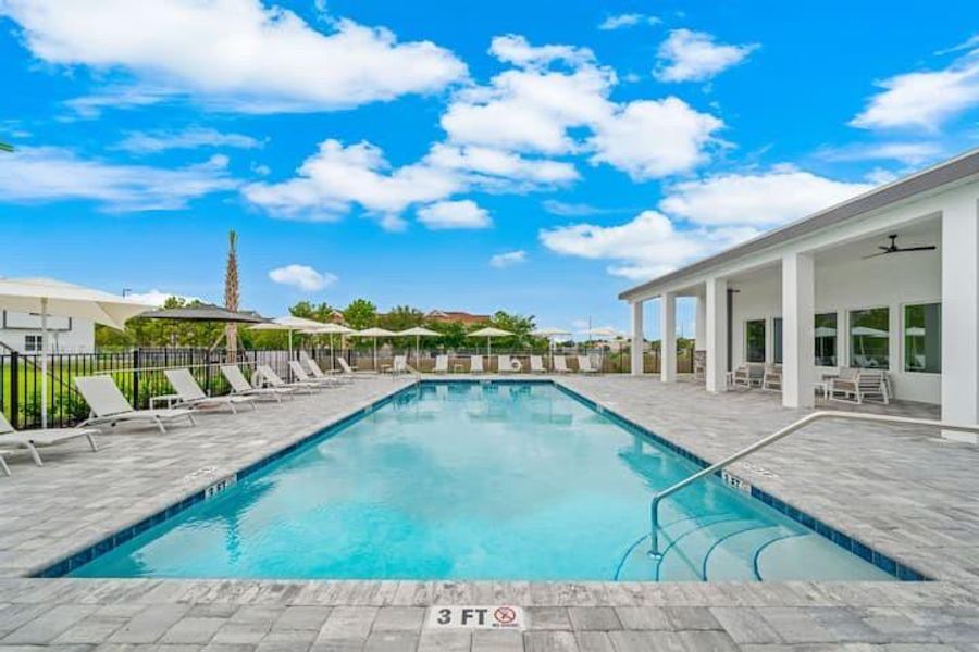 Exterior details and patio area of a home in , Davenport (Image 24).