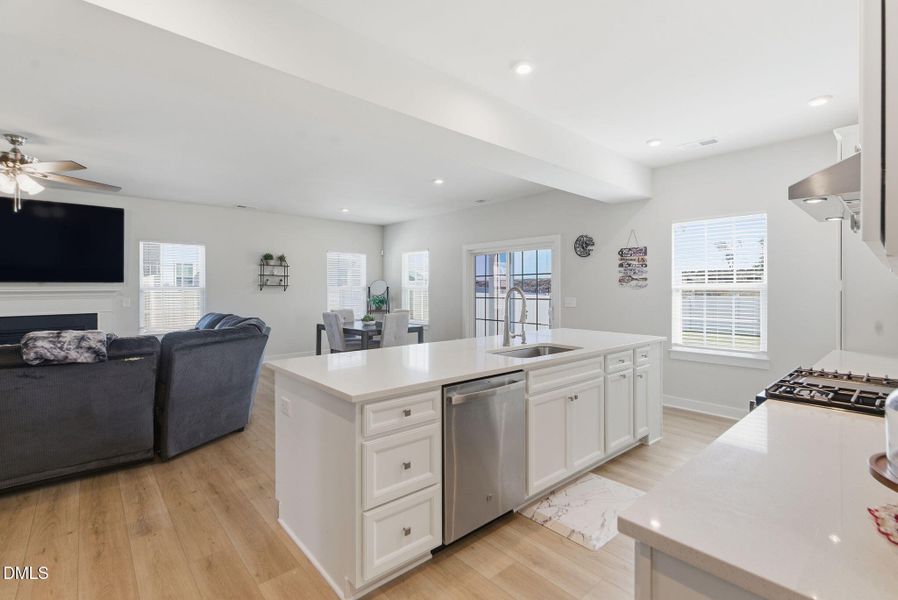 508 Freedom Trail Drive-31