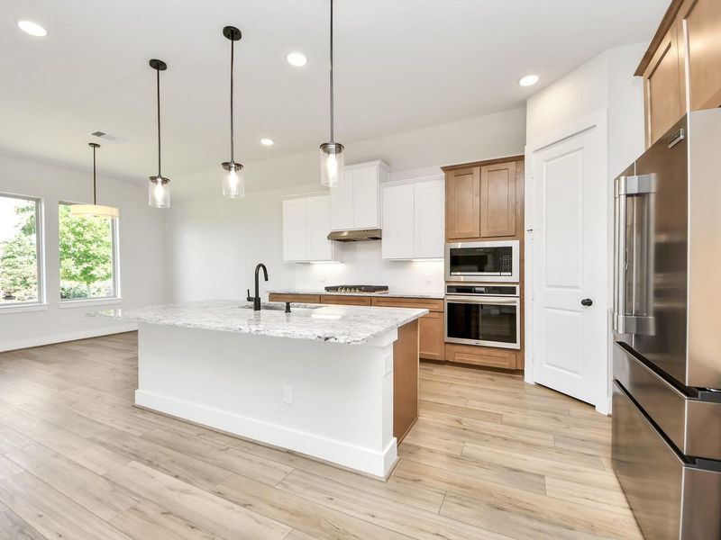 Furnished interior view inside a new home in Lago Mar, Texas City (Image 13).