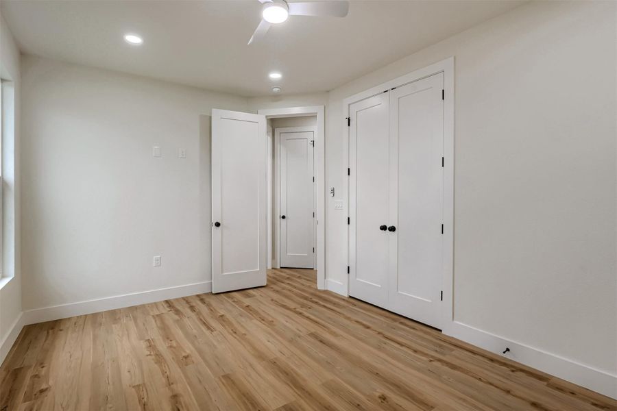 Spacious, unfurnished interior of a new home in , Bastrop (Image 18).