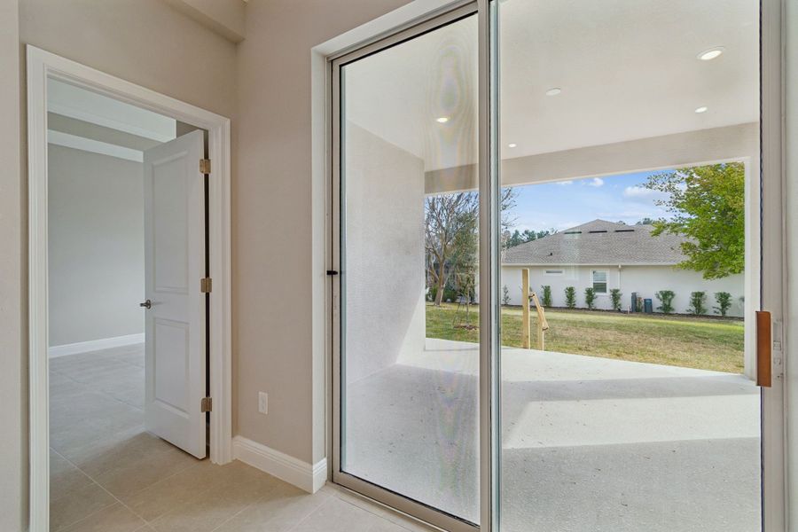 Representative unfurnished interior of a home built from the Juno by William Ryan Homes in Southern Hills Plantation, Brooksville (Image 52). Representative unfurnished interior of a home built from the Juno by William Ryan Homes in Southern Hills Plantation, Brooksville (Image 52).