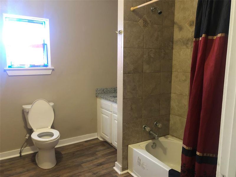 Furnished interior view inside a new home in , Sweetwater (Image 5).