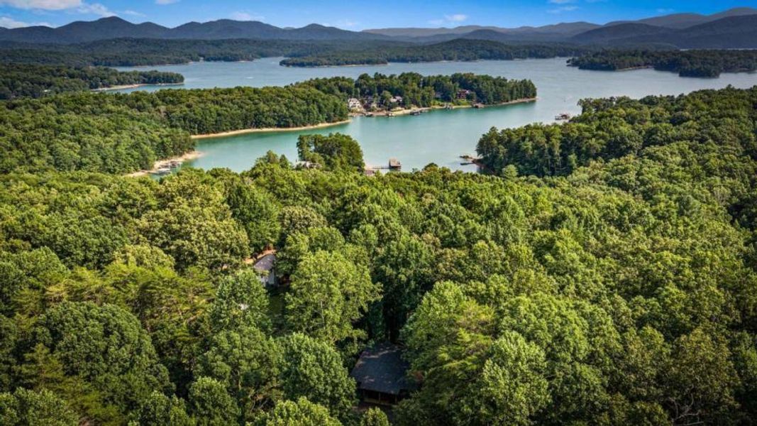 Natural landscape and outdoor views near  in Morganton (Image 62).