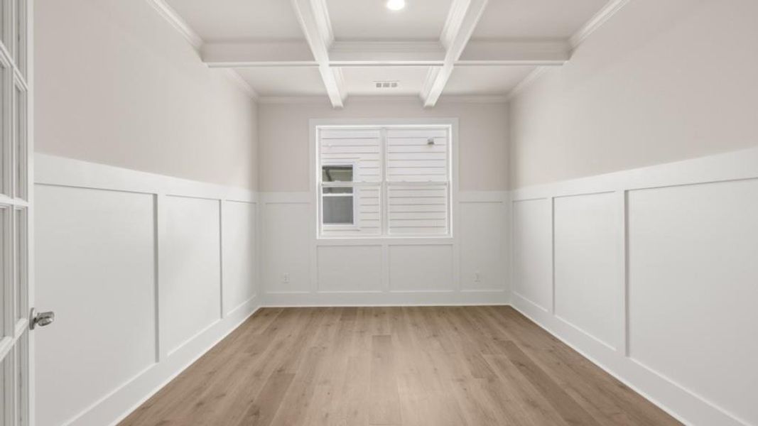 Spacious, unfurnished interior of a new home in Hamptons at Riverwood North, Dallas (Image 11). Spacious, unfurnished interior of a new home in Hamptons at Riverwood North, Dallas (Image 11).