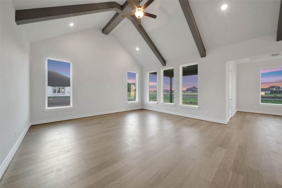 Spacious, unfurnished interior of a new home in Magnolia Bend, Rosharon (Image 37).