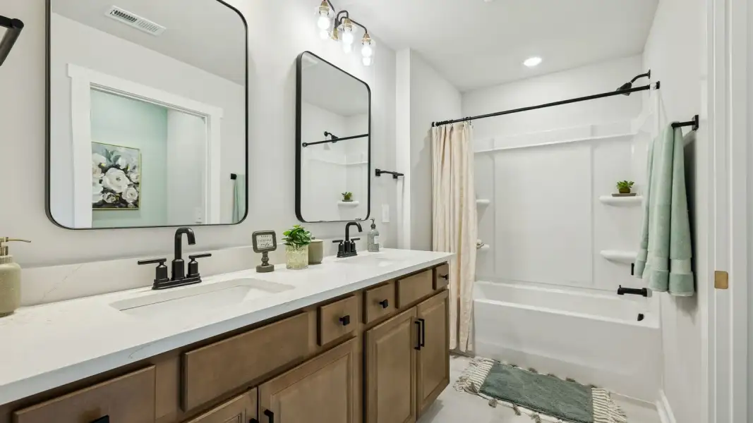 Furnished interior view inside a new home in Walnut Ridge, Lebanon (Image 38).