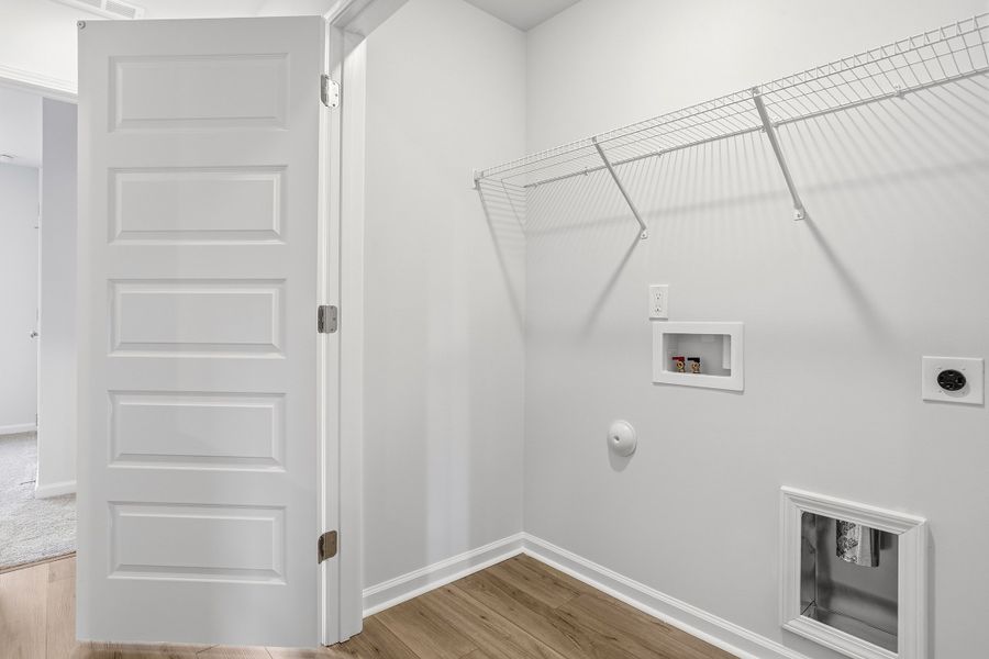 Spacious, unfurnished interior of a new home in Sweetbrier, Durham (Image 28).