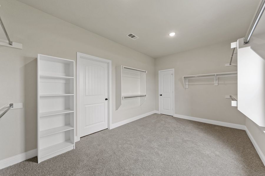 Representative furnished interior of a home built from the 2591 by Robbie Hale Homes in High Meadows Estates, Nevada (Image 7).