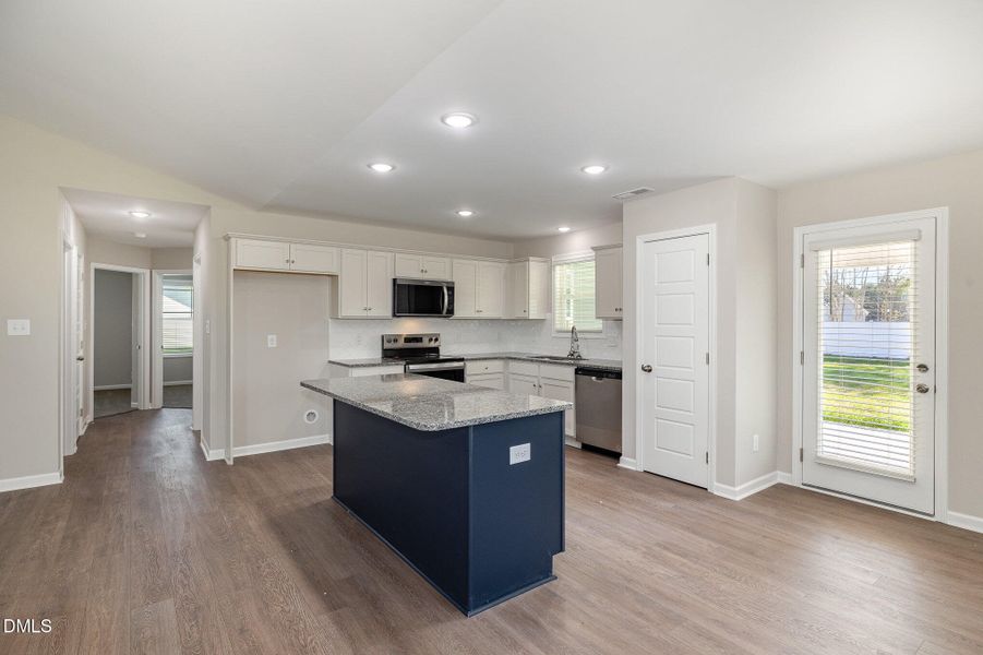 007_img_3630-edit_703