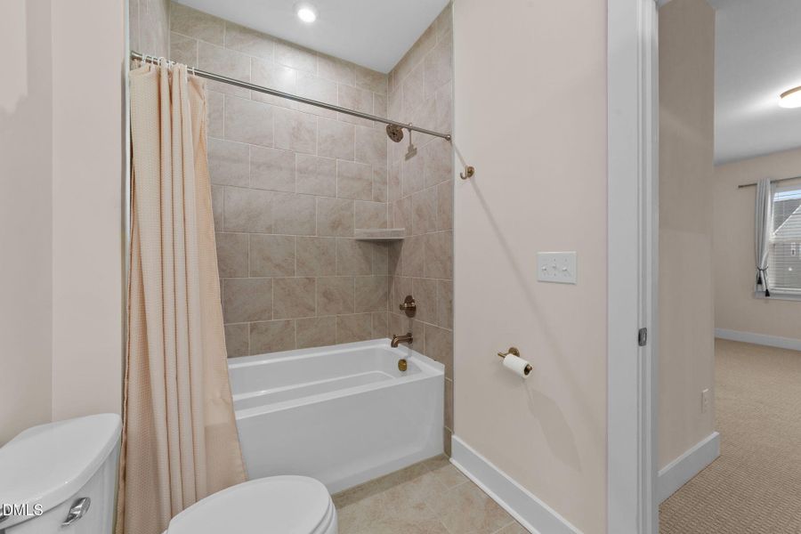 54-web-or-mls-VB4A7337 54-web-or-mls-VB4A7337