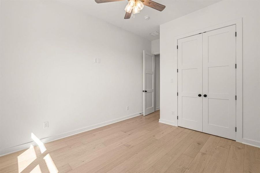 Image 37 of a home in .