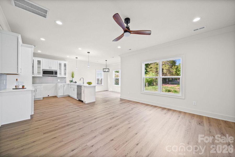 Spacious, unfurnished interior of a new home in , Charlotte (Image 30).