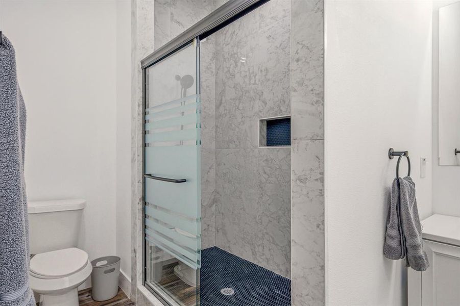 Furnished interior view inside a new home in , Granbury (Image 17).