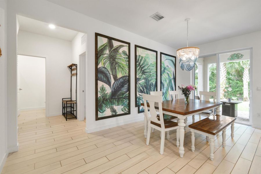 Furnished interior view inside a new home in Reserve at Jupiter, Jupiter (Image 62).
