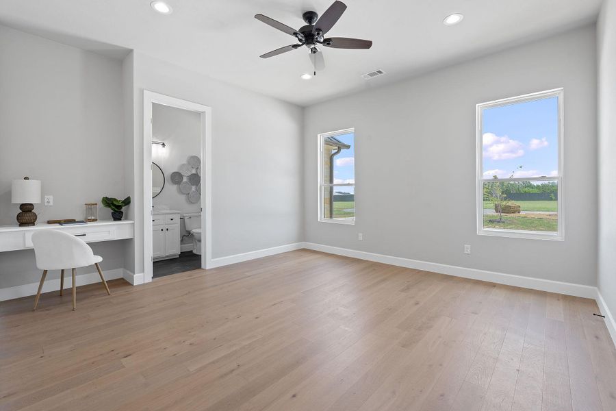 Spacious, unfurnished interior of a new home in , Liberty Hill (Image 19).