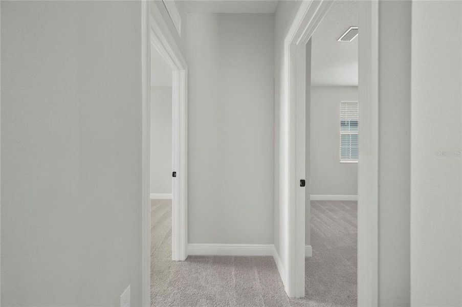 Spacious, unfurnished interior of a new home in , Kissimmee (Image 34).