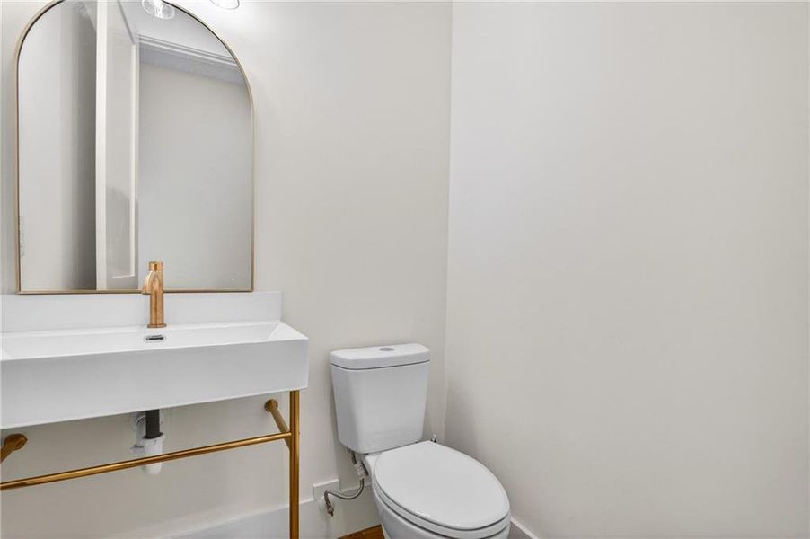 Furnished interior view inside a new home in , Atlanta (Image 6).