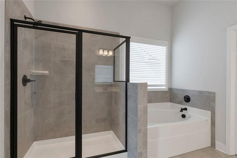 Furnished interior view inside a new home in , Gainesville (Image 8).