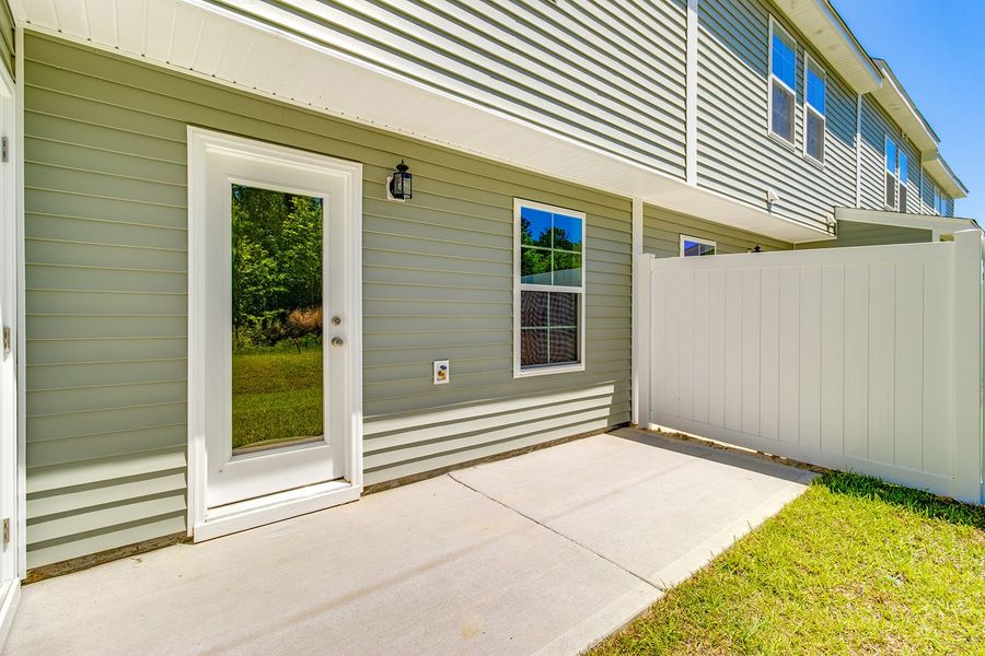 Exterior details and patio area of a home in Haynes Park, Columbia (Image 3).