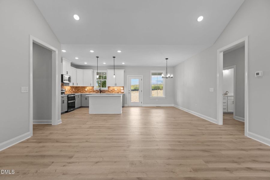 25-web-or-mls-2N6A7856 25-web-or-mls-2N6A7856