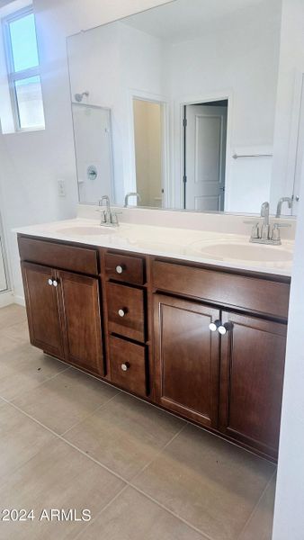 Frontera Lot 54 Primary Bathroom