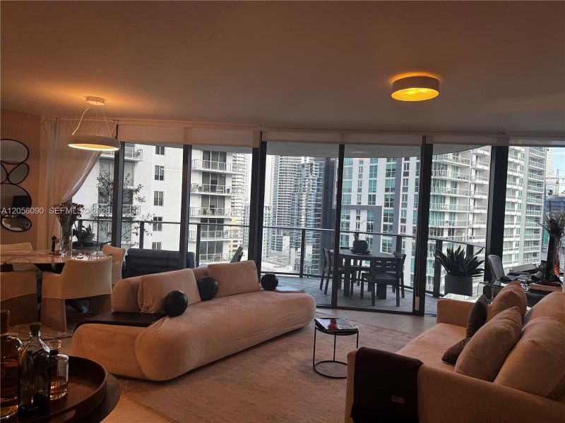 Community amenities in , Miami (Image 21).