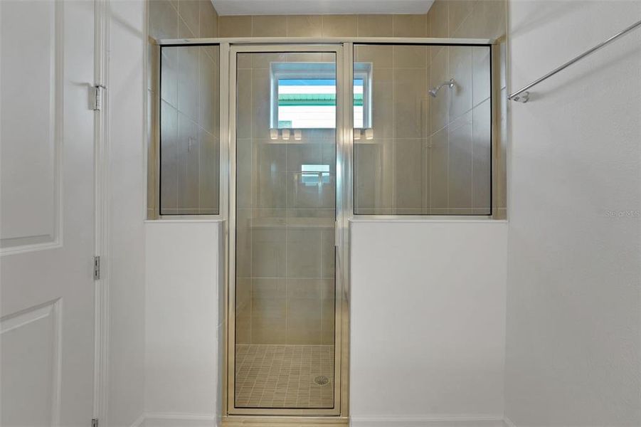 Close-up of interior finishes inside a home in Green Key Village, Lady Lake (Image 12).